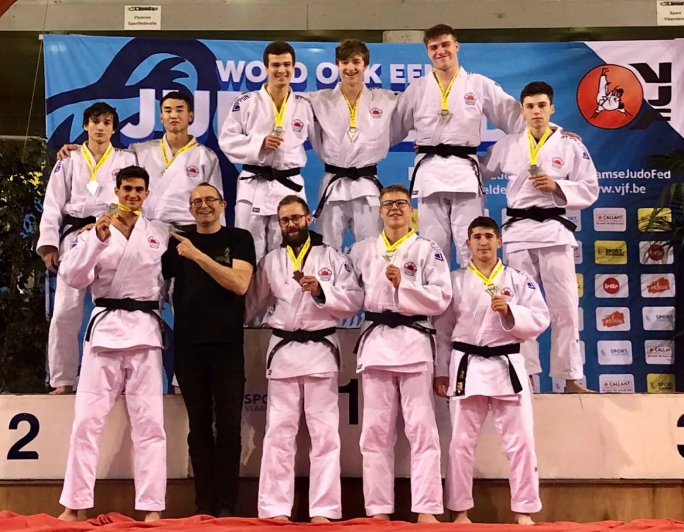 24/11 Eindstand Interclub: uniek voor de geschiedenis van JC Gent-Drongen!